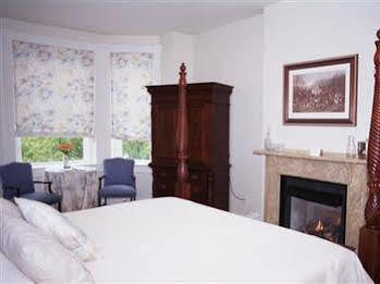 Freemason Inn Bed And Breakfast นอร์ฟอล์ก ภายนอก รูปภาพ